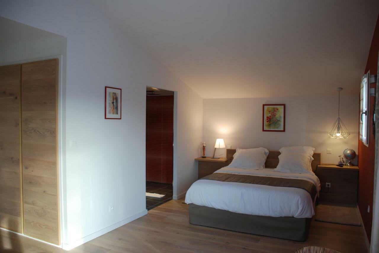 Saint-Magne-de-Castillon Les Ambeles B&B 외부 사진