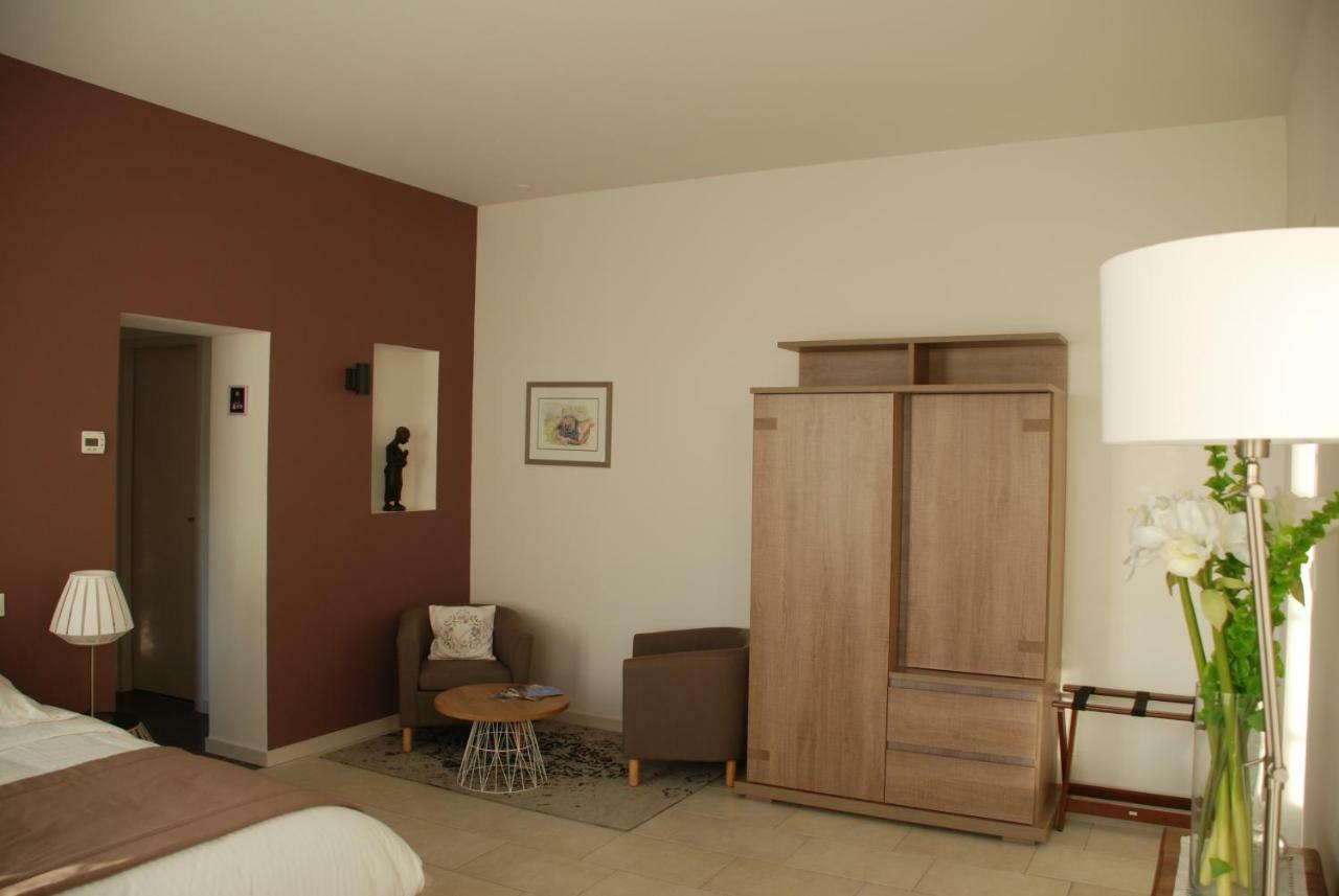 Saint-Magne-de-Castillon Les Ambeles B&B 외부 사진